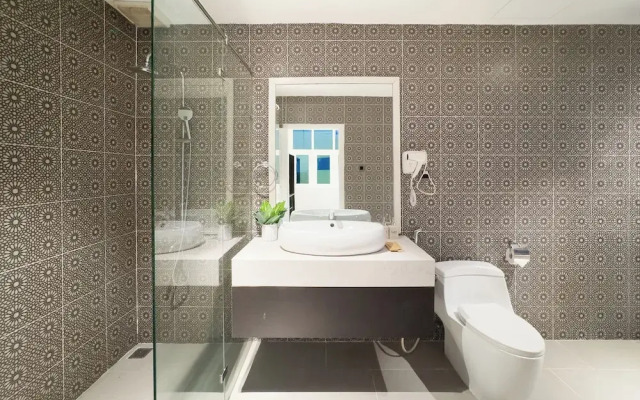 Sujet Beach Hotel &Apartment by Haviland