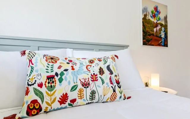 Medcenter Townhomes by Dunyha