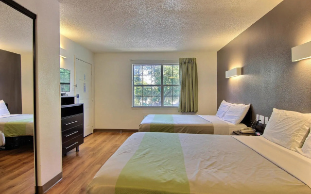 Studio 6 Extended Stay - Austin, TX - Northwest