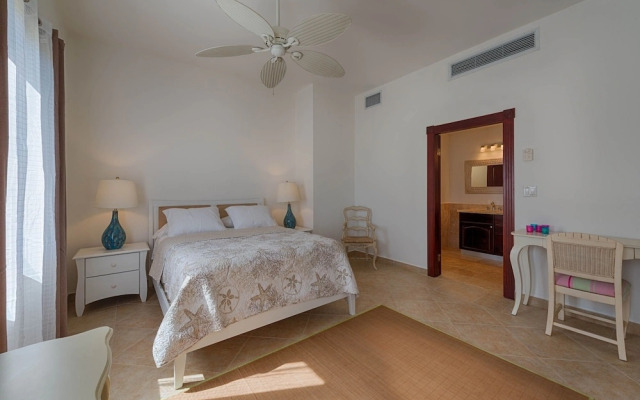 Dream Villa Porto Cupecoy P