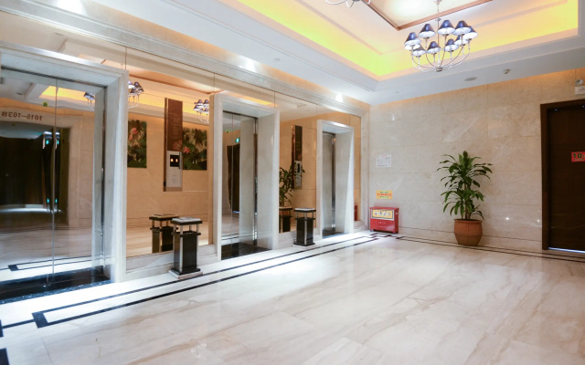 Swan Lake Hotel