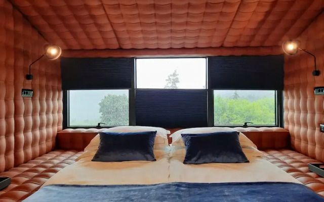 ROXANICH Winery and Design Hotel