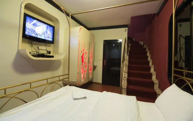 Element Suites