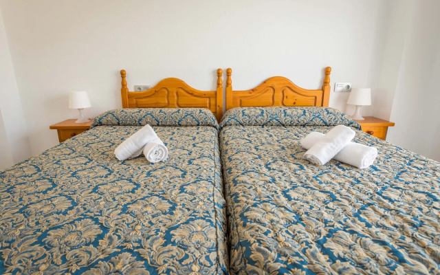 Apartamentos Turísticos Las Rosas de Capistrano
