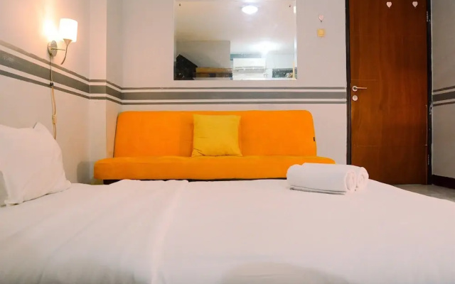 Strategic Studio Apartment at Casablanca East