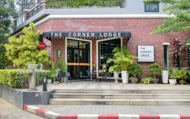 The Corner Lodge