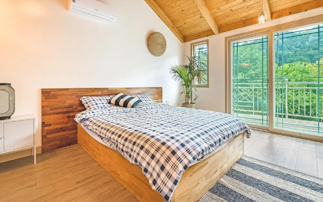 Gapyeong Hutan Pension