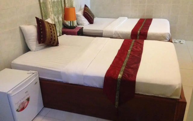 171 NewSeason Hotel