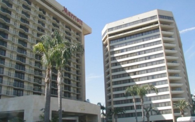Anaheim Marriott Hotel in Anaheim, United States of America from 305$, photos, reviews - zenhotels.com hotel front