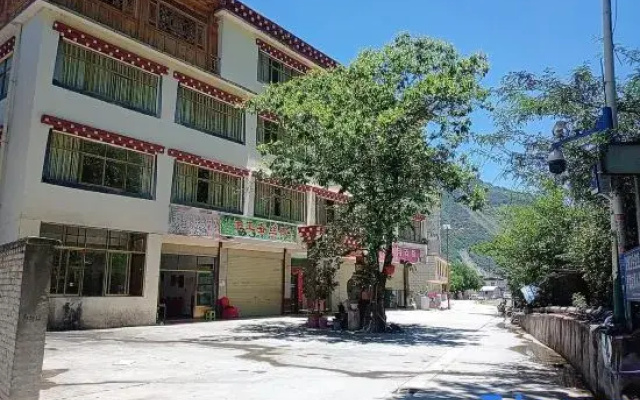 Hotel Nagyzasi Dechenz
