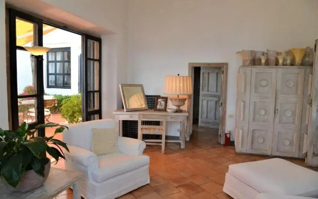 Villa Mondo Suites