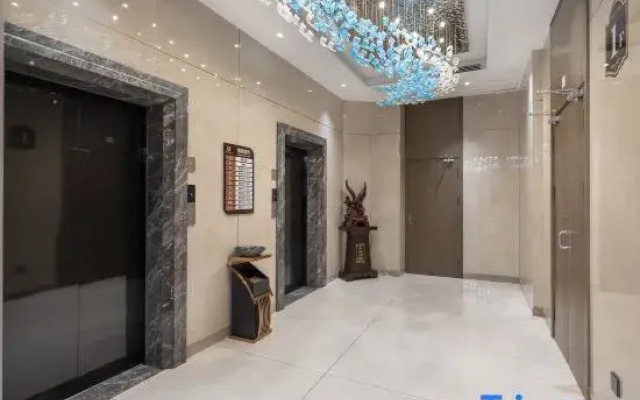 Pujiang Grand Hotel (Liuzhi Special District Leisure Plaza)