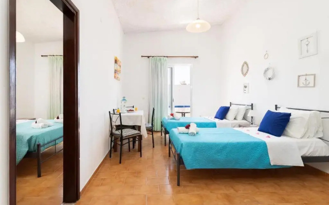 Gennadi Sun Apartments 300 m from the beach