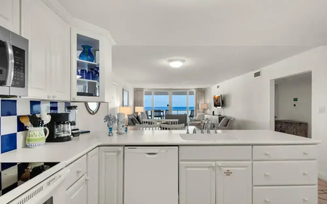Shoreline Towers 2115