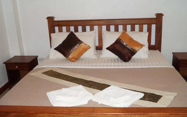Chalouvanh Hotel