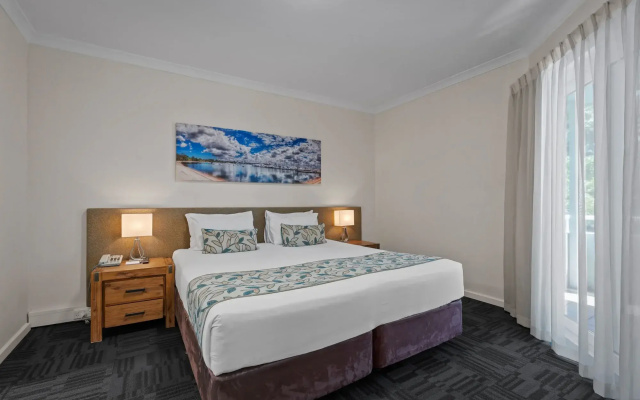 Broadwater Resort Como