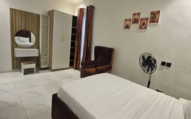 Luxury 5 Bedrooms Duplex With Swimming Pool