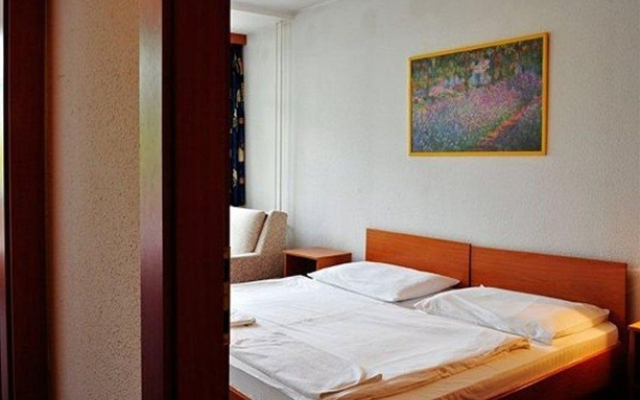 Hotel Romai