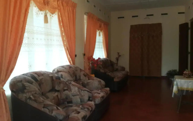 Deniyaya Guest House