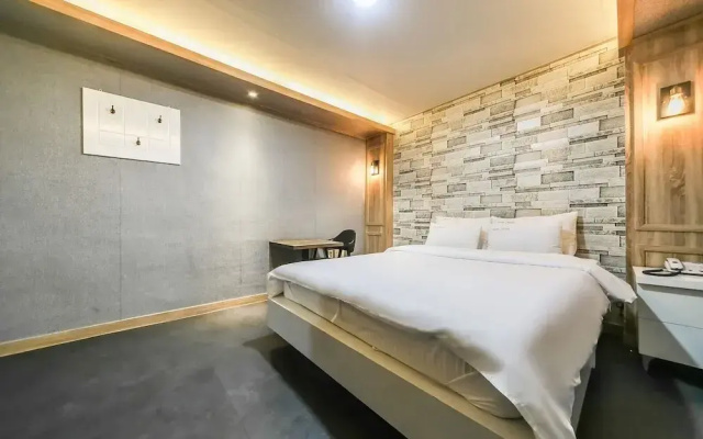Gumi Wonpyeong Hotel JESS
