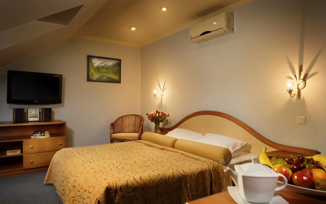 Hotel Ambassador