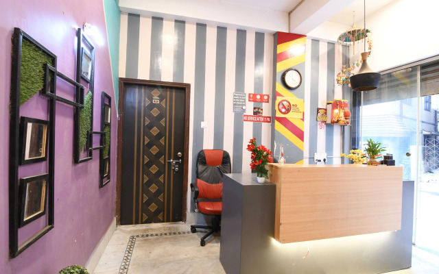 Oyo 82026 Bangur Inn