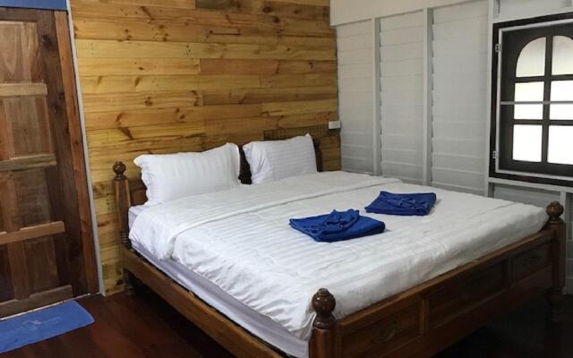 Hey beach hostel Ланта вид на фасад