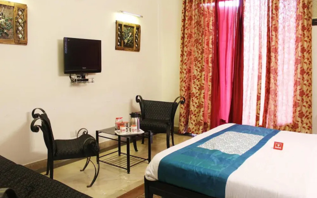 Oyo 2256 Hotel Excellency