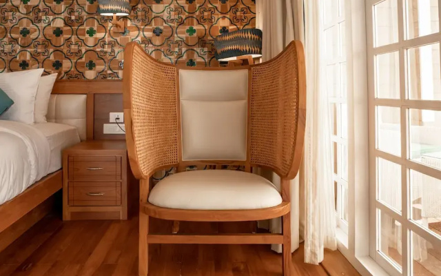 State Beach Resort & Spa