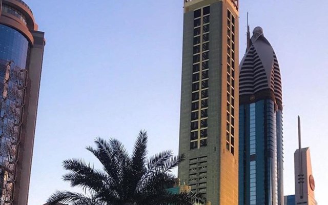 Отель Gevora Hotel ОАЭ, Дубай - 3 отзыва об отеле, цены и фото номеров - забронировать отель Gevora Hotel онлайн вид на фасад