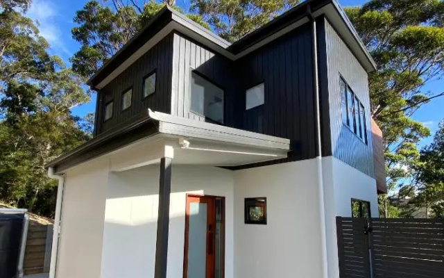 The Lake House and Apartment Merimbula