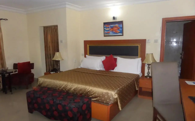 Adna Hotel
