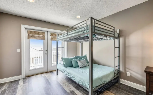 Serenity Beach by Book That Condo