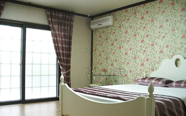Boryeong Blue Hill Pension