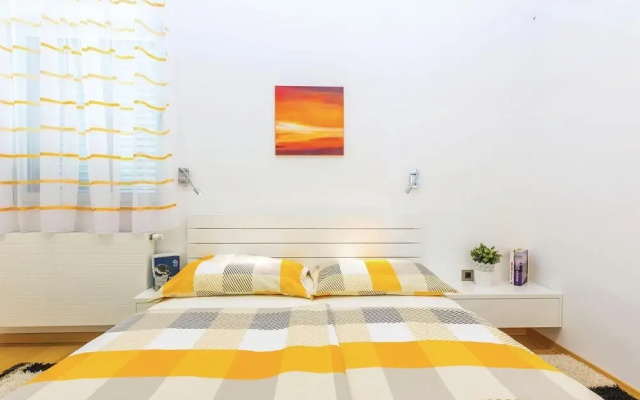 Awesome Home in Crikvenica With Wifi and 2 Bedrooms