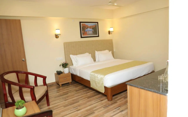 Gadiraju Palace Convention Centre & Hotel
