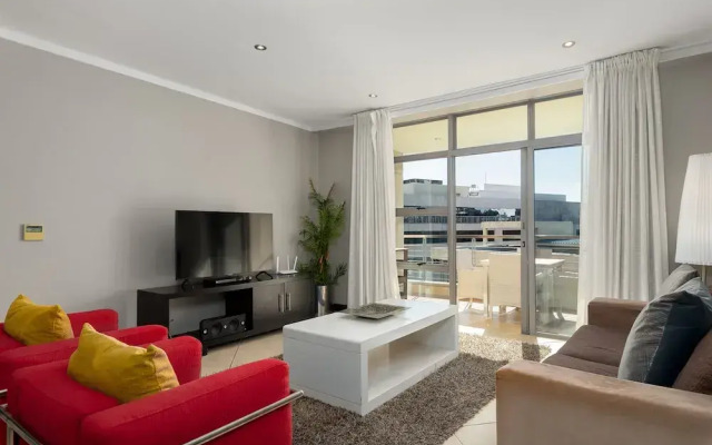 Icon 1010(No Front Desk Contact The Property 5 Days In Advance)
