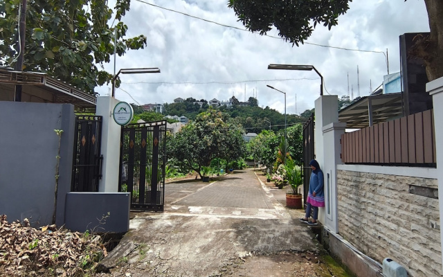 Hotel O House Of Fosil Syariah