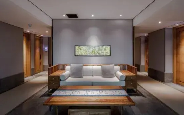 Qianna Baihe Boutique Hotel