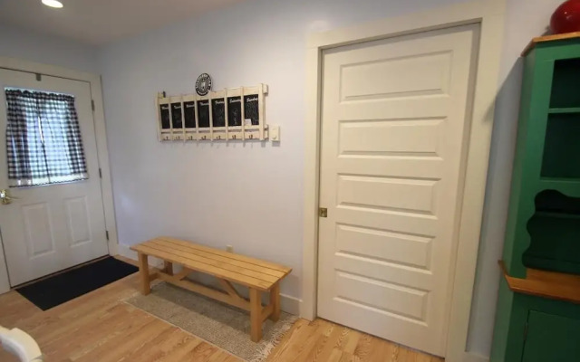 3314 Highland Ave. 4 Bedroom Home by RedAwning