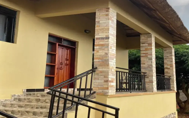 Stevalyn's Ridge View Lodge