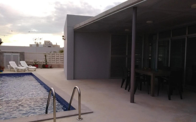 La CASA GRIS