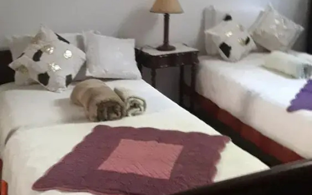 Room-sintra Lousa Twin Guest Room With P
