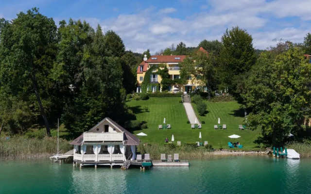 Hotel Seeschll Velden