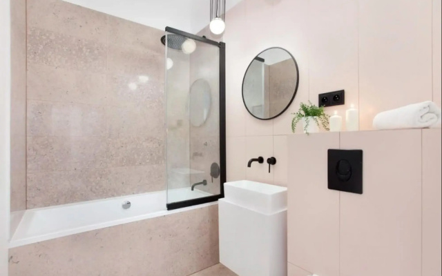 Modern apartment in the heart of the Old Town