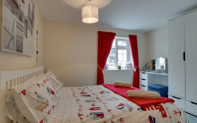 Modern Apartment in Carbis Bay Near Beach