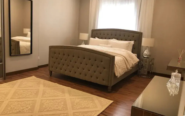 The Grand Luxury Apartment