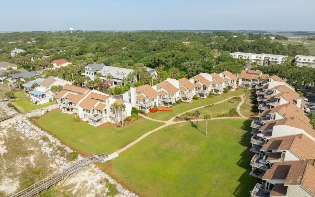 Sunny Condo w/ Stunning Ocean Views - Near Beach, Sandbar, & Tennis