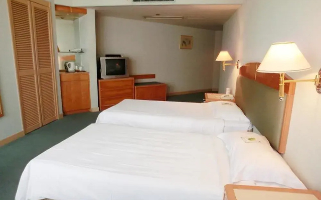 International Financial (Jasper) Hotel
