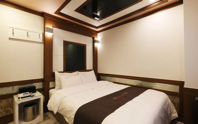 SM Boutique Hotel